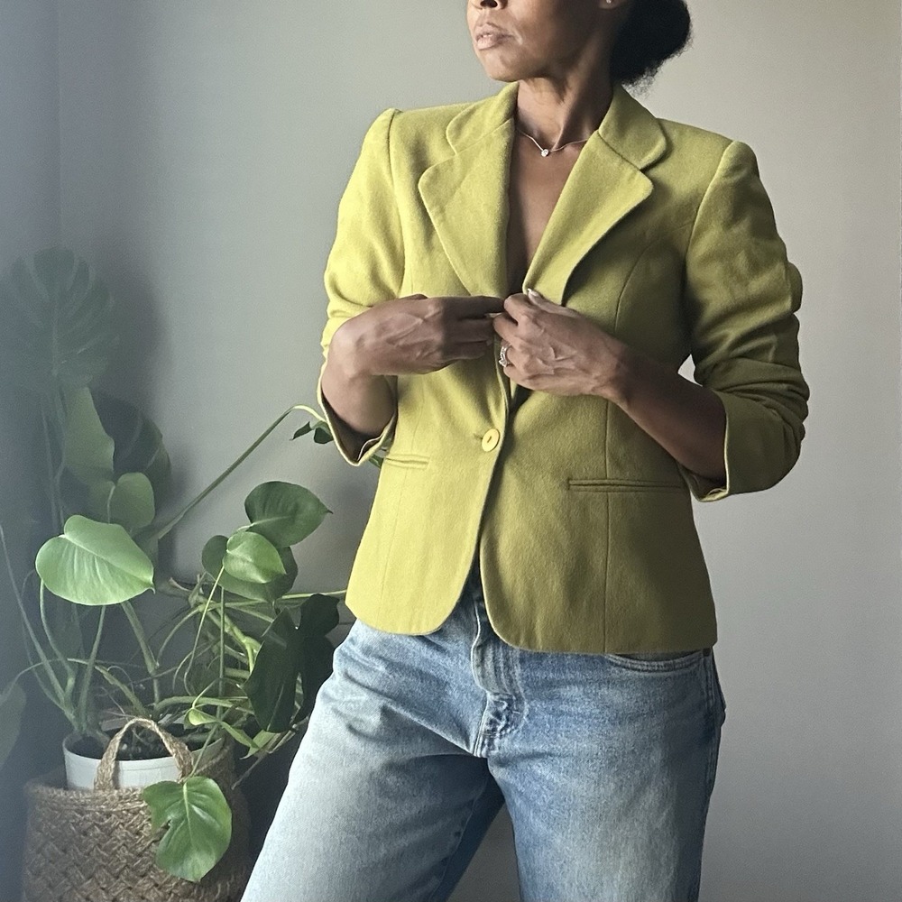 Vintage Adolfo International 100% Wool Blazer Women's Size 8 Chartreuse Green